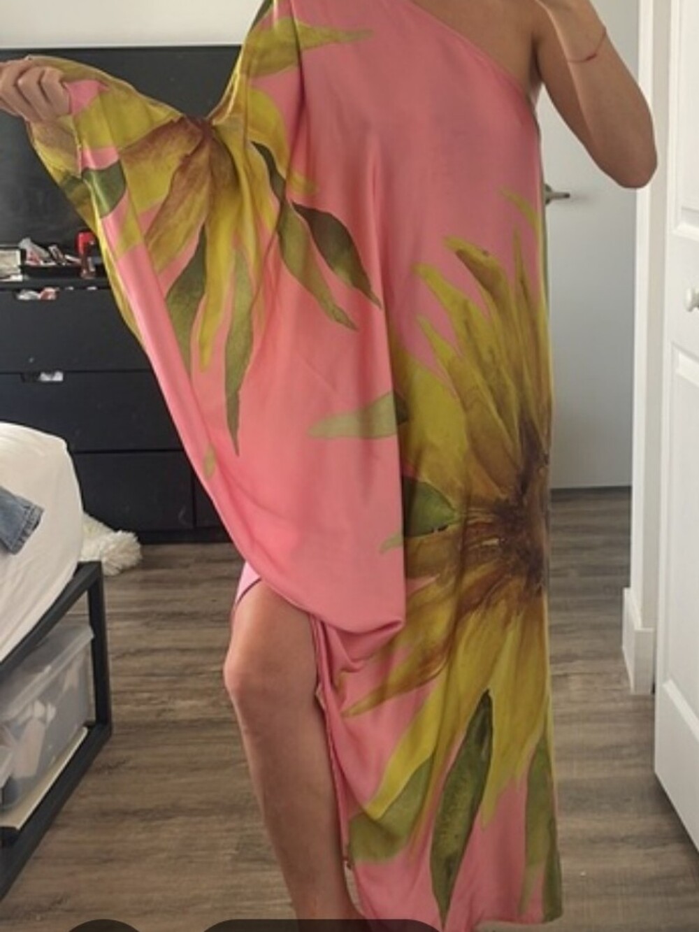 RAMONA LA RUE Pink KAFTAN V Neck Maxi Dress Yellow Floral Resort Quiet Luxury